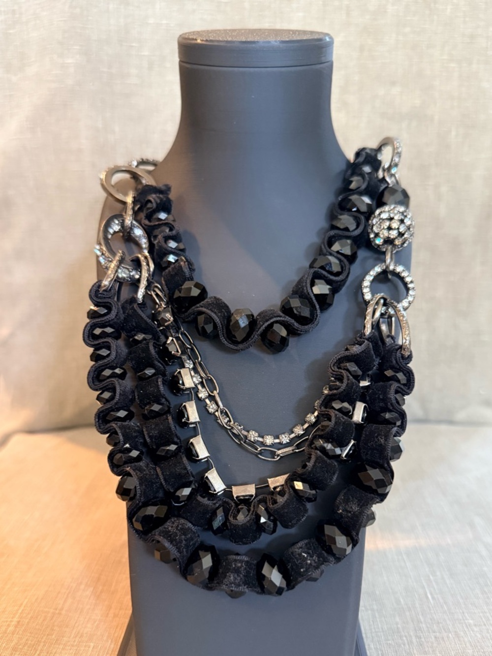 Elegant Black Multi-Strand Statement Necklace with Rhinestone & Velvet Details